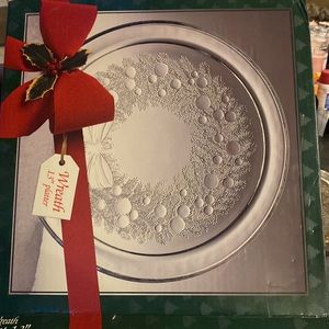 Beautiful glass Christmas wreath platter